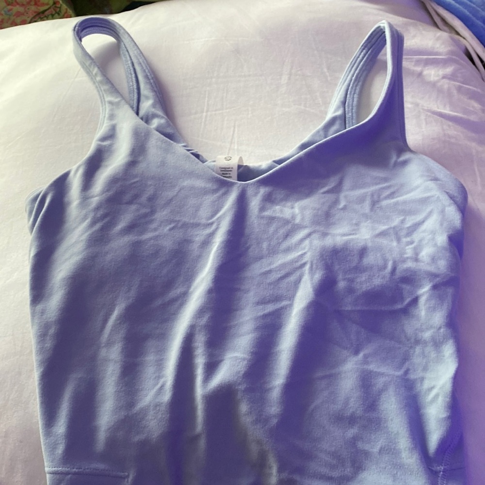 Lululemon Linen blue align tank size 2!!